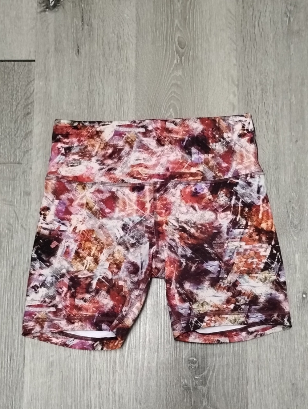 Lululemon Wunder Train High Rise Short 6" - Picture 4 of 9
